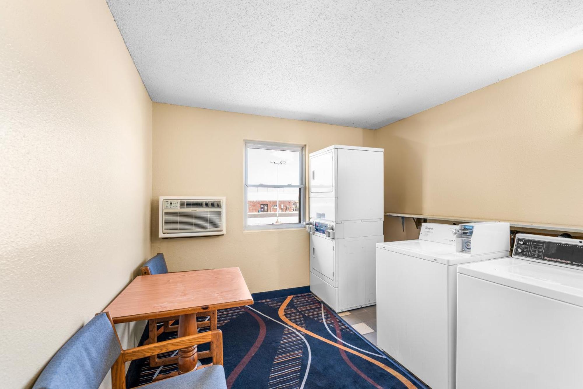 Americas Best Value Inn Decatur Kültér fotó